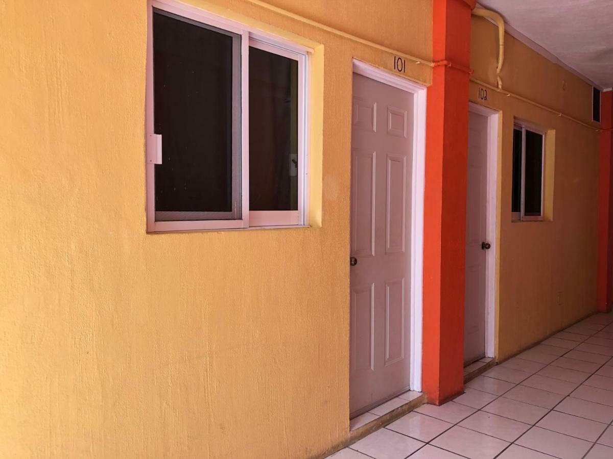Casa Mexicana Barra De Navidad Exterior photo