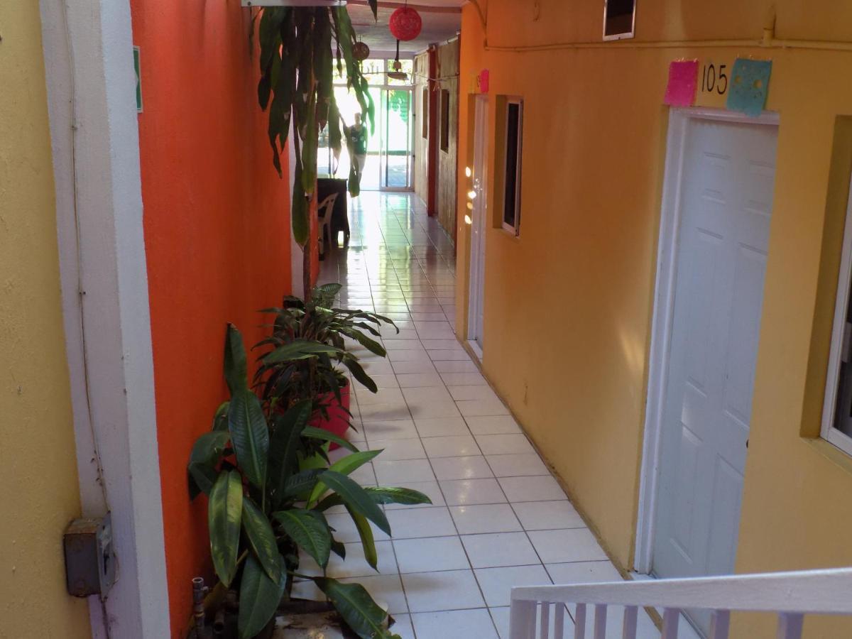 Casa Mexicana Barra De Navidad Exterior photo